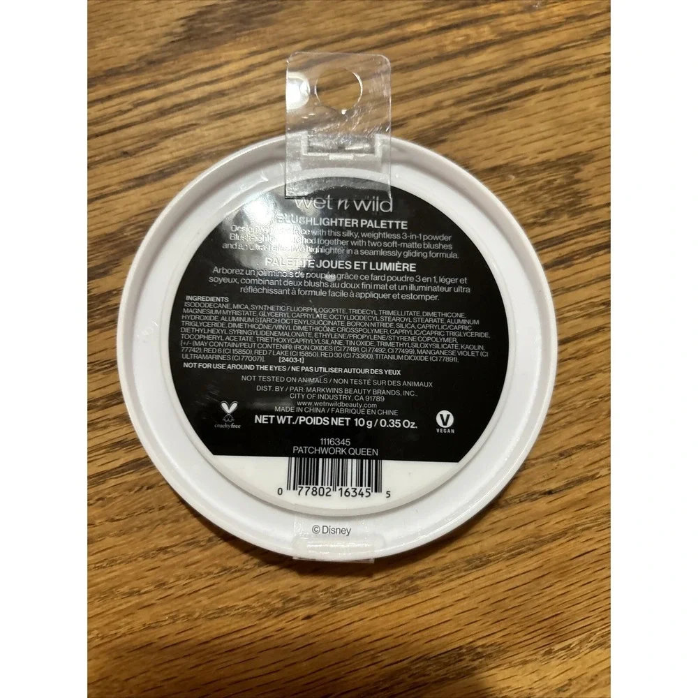wet n wild Nightmare Before‎ Christmas Blush Highlighter Palette LIMITED EDITION
